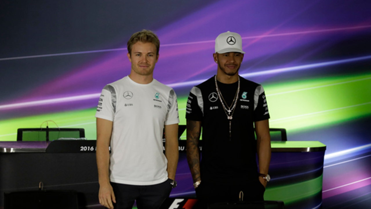 F1 rivals Hamilton and Rosberg in the mood for showdown